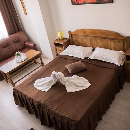 Hotel Dynes Eforie Nord Eksteriør billede