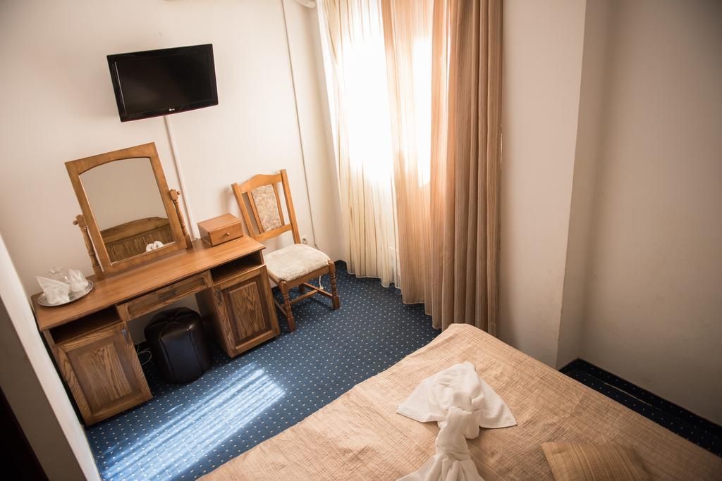 Hotel Dynes Eforie Nord Eksteriør billede