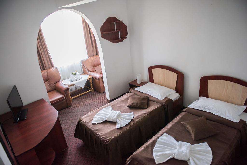 Hotel Dynes Eforie Nord Eksteriør billede