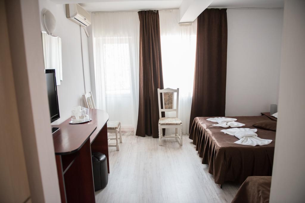 Hotel Dynes Eforie Nord Eksteriør billede